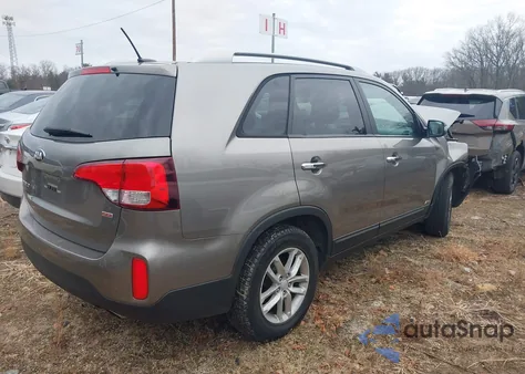 2015 Kia Sorento Lx z USA, uszkodzony, nr VIN 5XYKTDA66FG639576